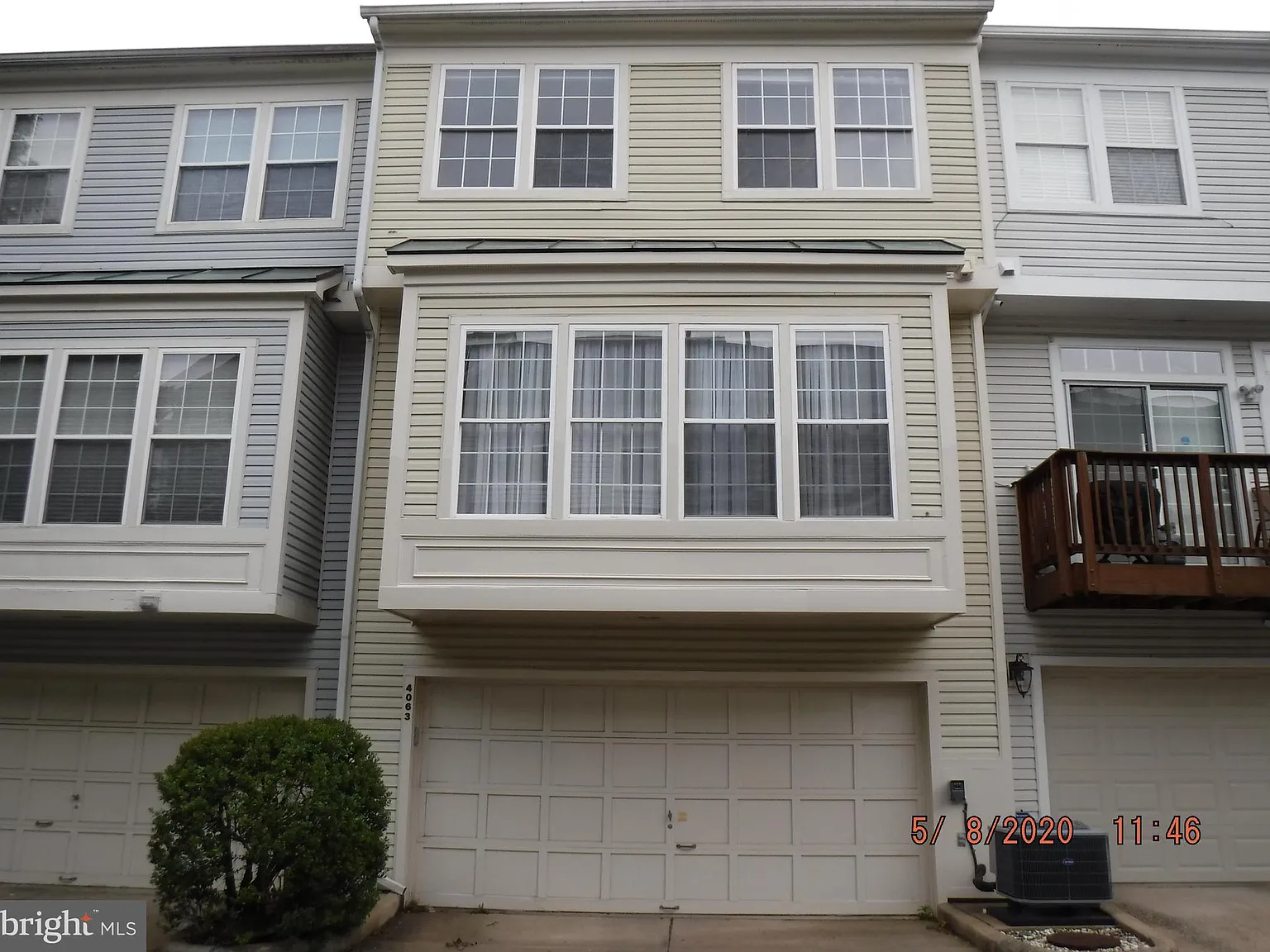 3 bed, 2.5 bath, 1890 sqft, $3,100 — Photo 3