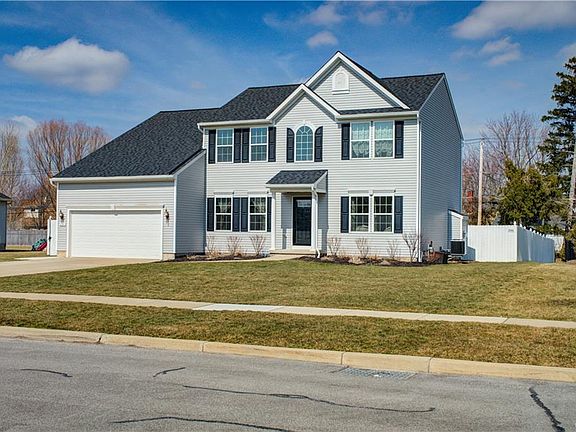 201 Waterford Park Grand Island Ny 14072 Zillow