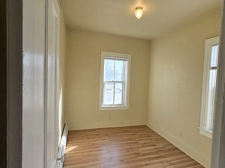 316 Garfield Ave — Photo 6