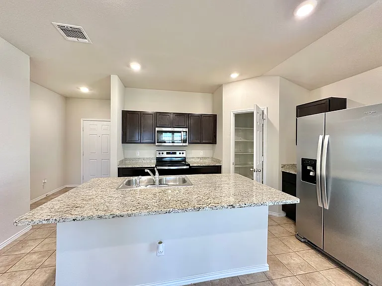 5911 Harriet Tubman Ave — Photo 8