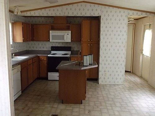 4th image of 5355 Dover Ave