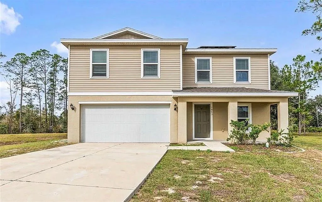 4 bed, 2.5 bath, 1952 sqft, $1,850 — Photo 1