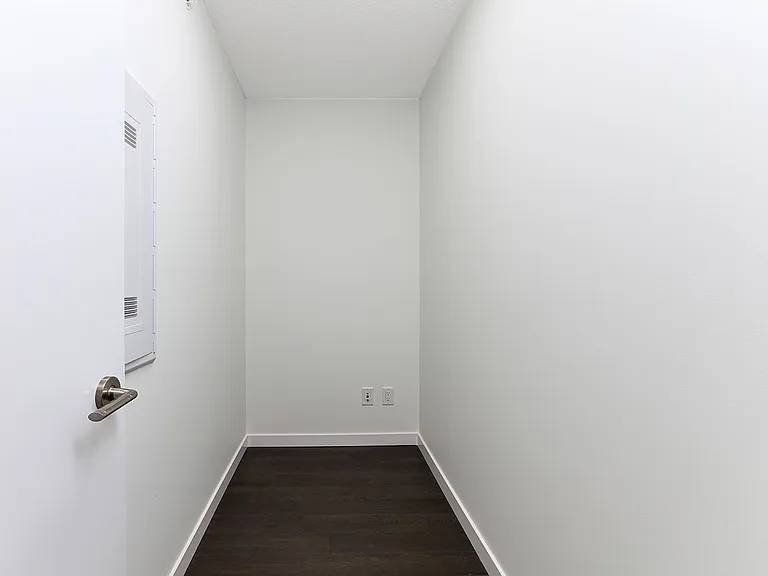 5665 Boundary Rd #1510 — Photo 17