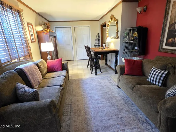 641 Katan Avenue image 16 of 21