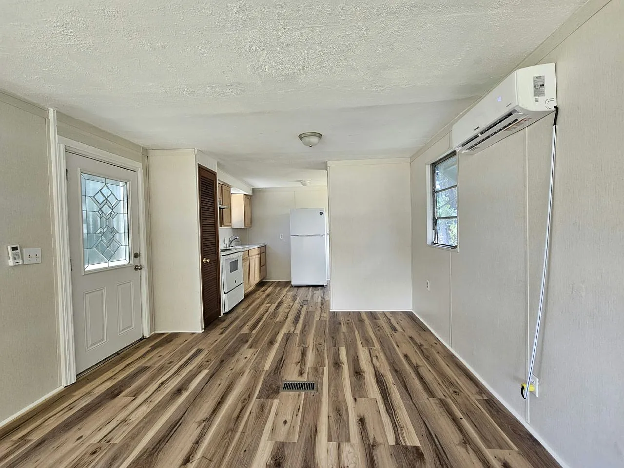 1 bed, 1.0 bath, $1,000 — Photo 3