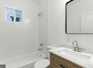 1948 S 23rd St #B, Philadelphia, PA 19145