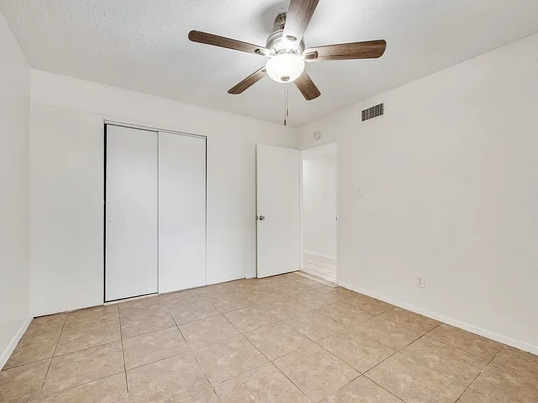 3824 Cibolo Dr #122B — Photo 13