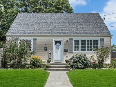 31 Howells Rd, Bay Shore, NY, 11706