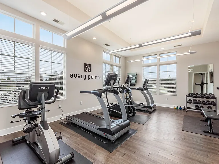 Avery Pointe — Photo 6