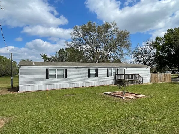 1110 Brooks St, New Boston, TX 75570