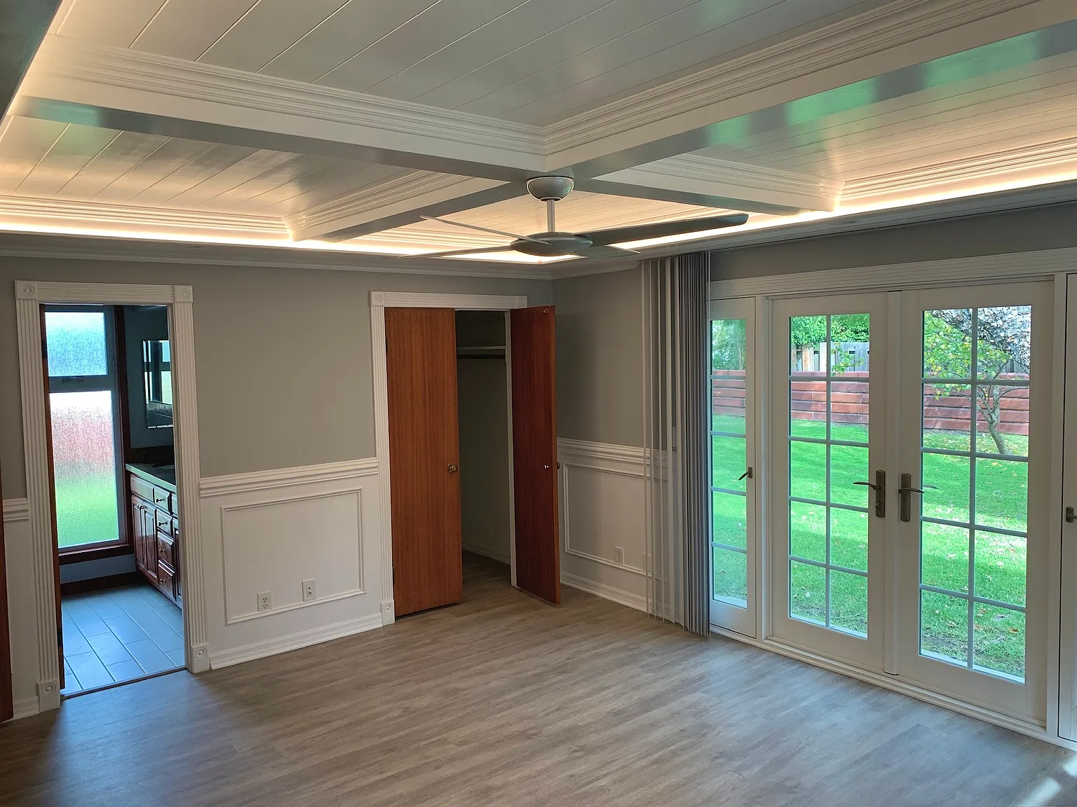 3 bed, 2400 sqft, $7,800 — Photo 4
