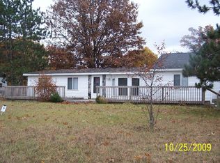 10415 Chris Dr, Greenville, MI 48838