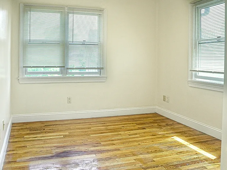 11 Willow Ln — Photo 14