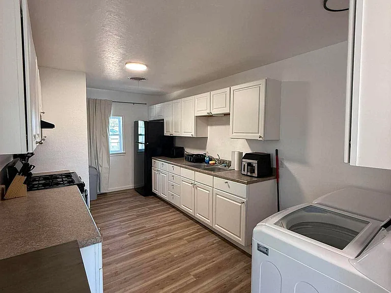 1312 N Russell St #2 — Photo 5