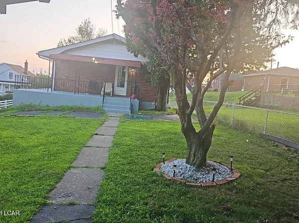 662 Monges St, Hazleton, PA 18201