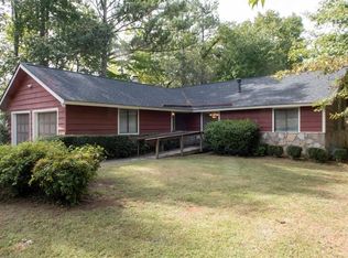 160 W Crossville Rd, Roswell, GA 30075