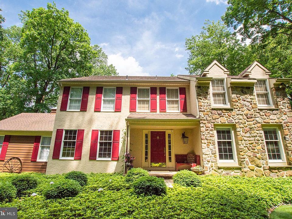 1st image of 801 Lisadell Dr