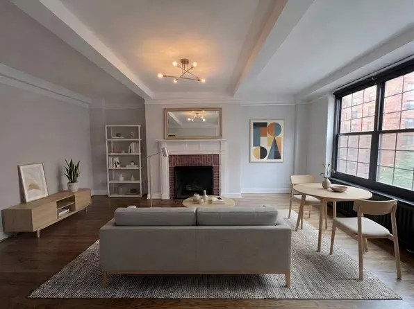 425 West 23rd Street image 1 of 13