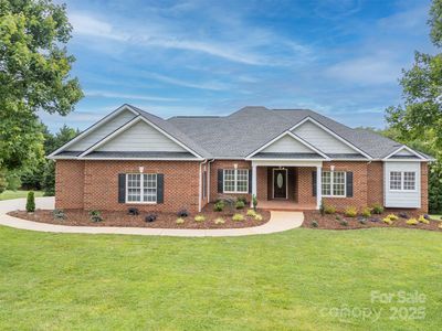 182 Kensington Dr, Forest City, NC, 28043