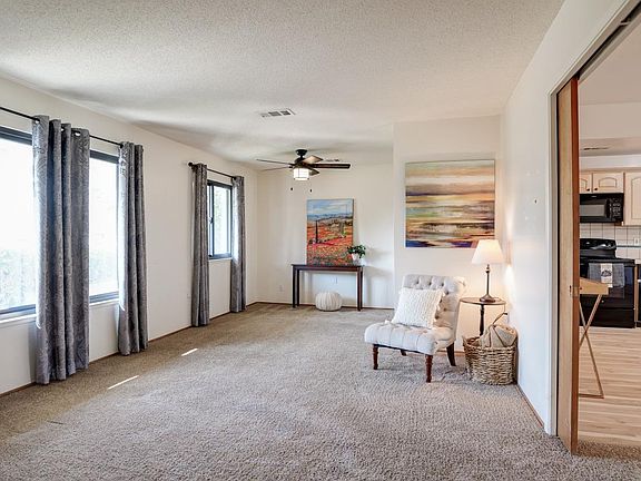 4th image of 172 McKinley Circle
