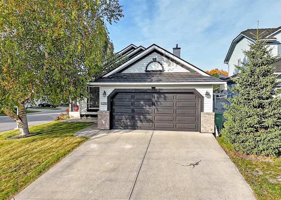 1st image of 28 SW Douglasview Rise SE