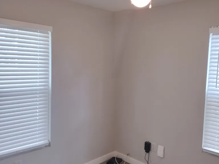 705 E Hanlon St — Photo 13
