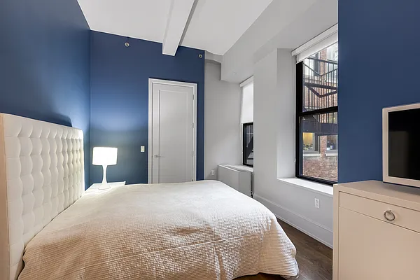 Sold by Compass | media 6