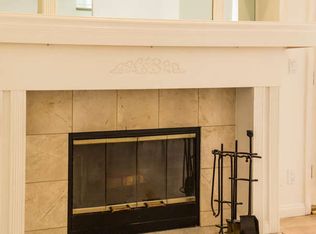 3007 E Hillcrest Dr, Thousand Oaks, CA 91362