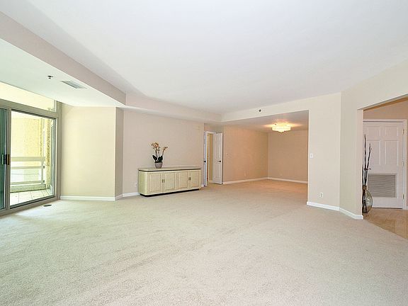 4th image of 5610 Wisconsin Ave APT 206