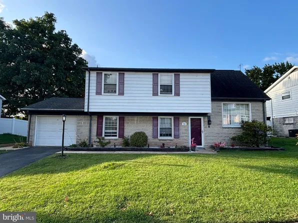 906 Northbriar Dr, York, PA 17404