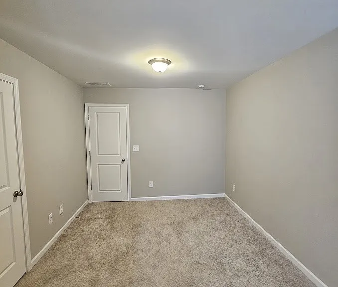 808 Belfry Ter — Photo 16