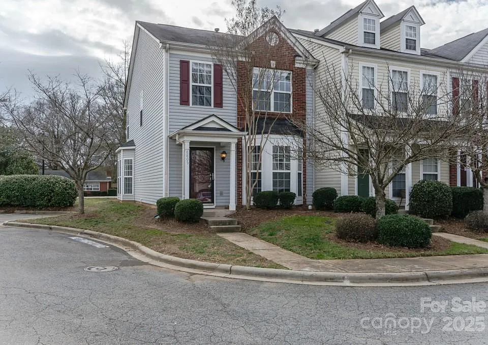 8805 Gerren Ct