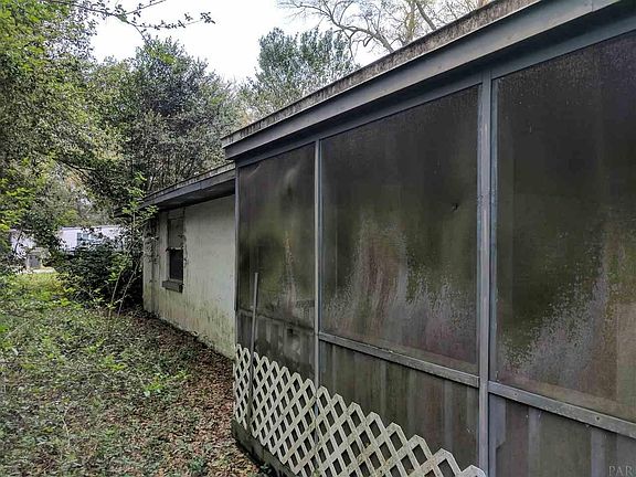 2nd image of 17 Nevada Cir