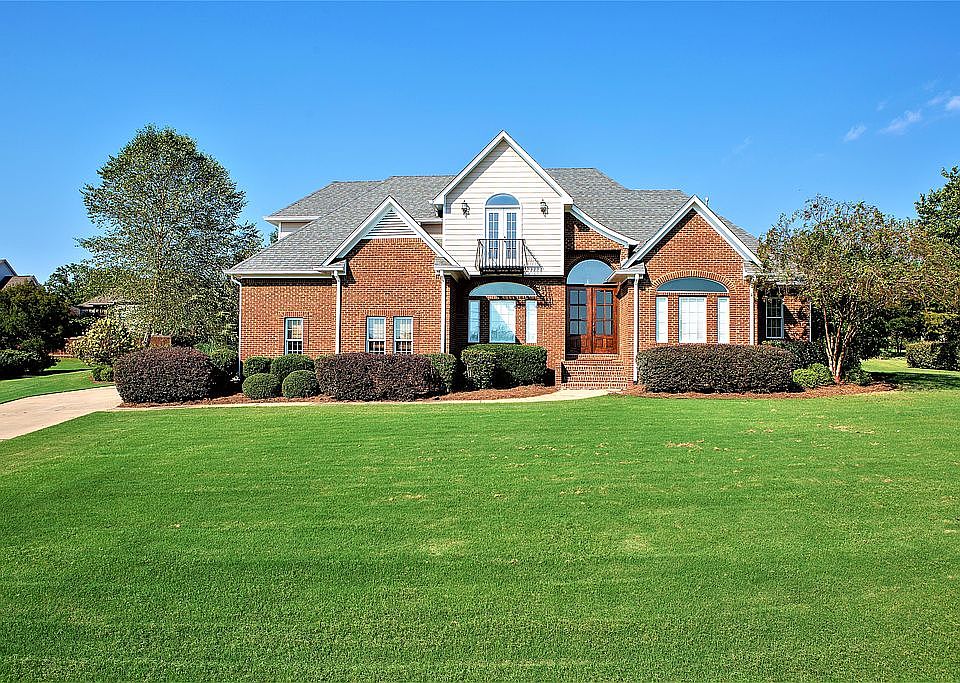 1st image of 2033 W Wellsgate Dr