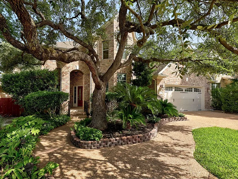 1111 Ritter Dr — Photo 2