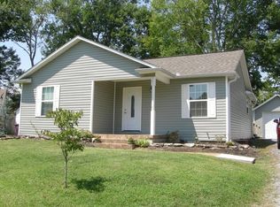 843 Burroughs Rd, Alcoa, TN 37701