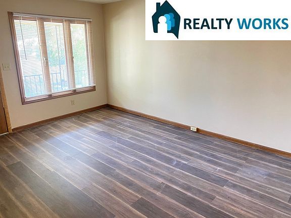3rd image of 2040 F St #2