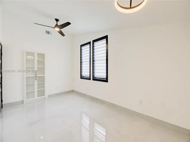 17101 SW 48th St — Photo 11