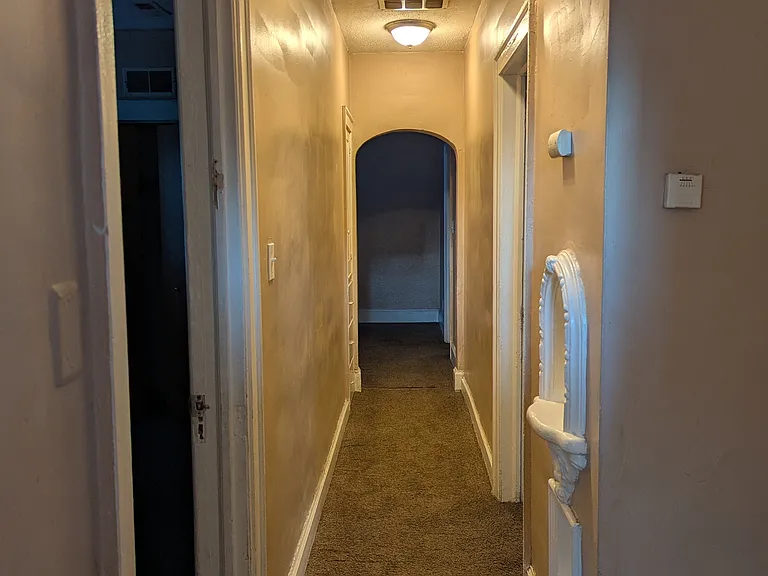 17378 Kentucky Ave #UPPER — Photo 10