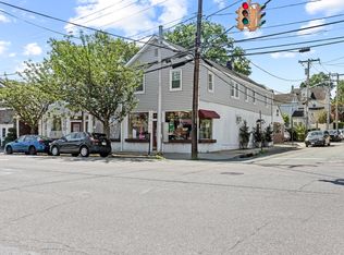 51 Spring St APT C, Oyster Bay, NY