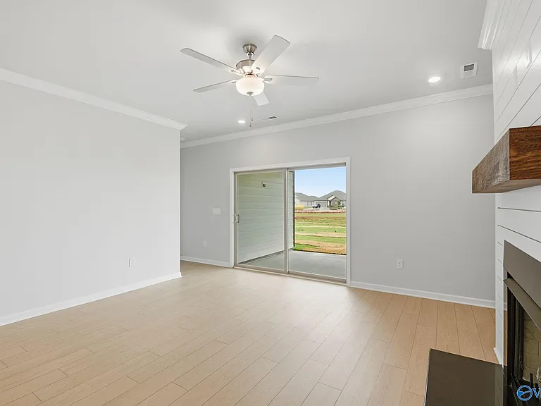 304 Allene Way — Photo 19