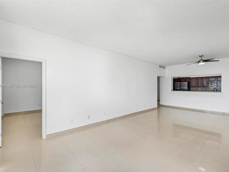 19380 Collins Ave #6 — Photo 12