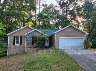 6619 Meadowlark Dr, Riverdale, GA 30296