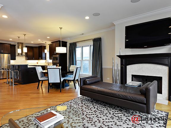 Living Room / Dining Room