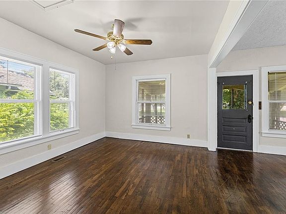 4th image of 848 Tremont St