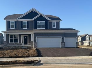 996 Heimat Haus Dr, Grove City, OH 43123