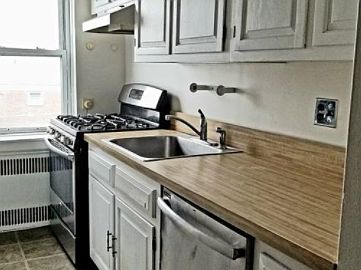 3rd image of 88 Broad St #2B