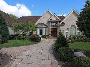 5470 Fairmont Rd, Libertyville, IL 60048