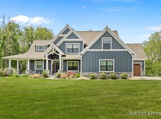 7555 Sunfish Ridge Dr NE, Rockford, MI 49341