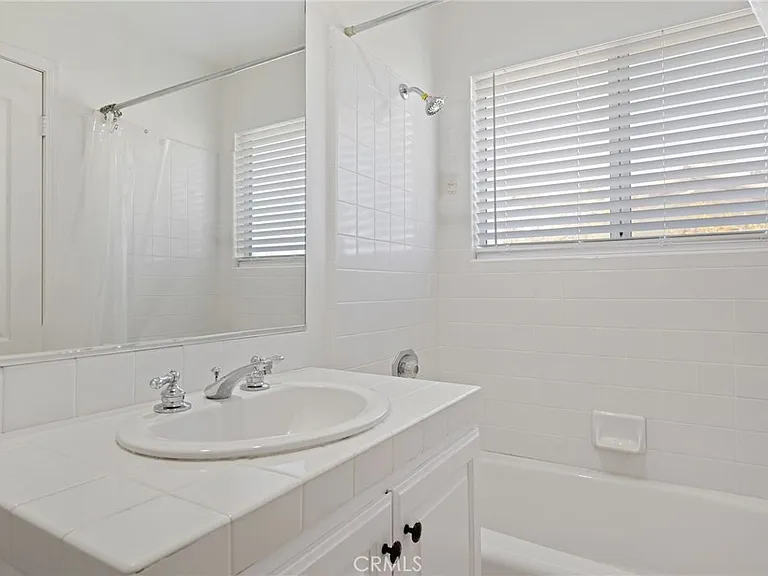 17830 Arvida Dr — Photo 35